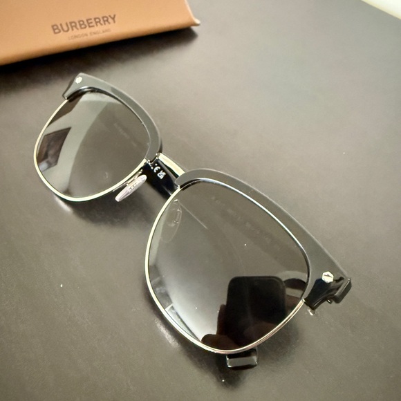 Burberry - 55mm Browline Sunglasses - Picture 7 of 8